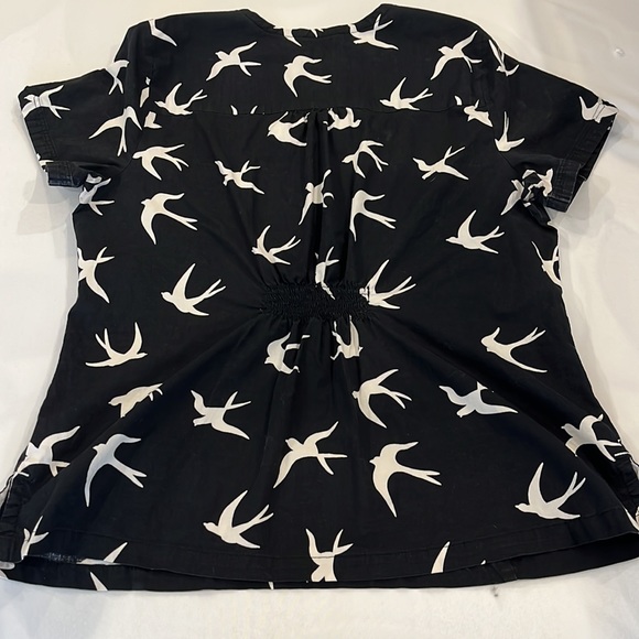 SCRUB TOP - Picture 2 of 2